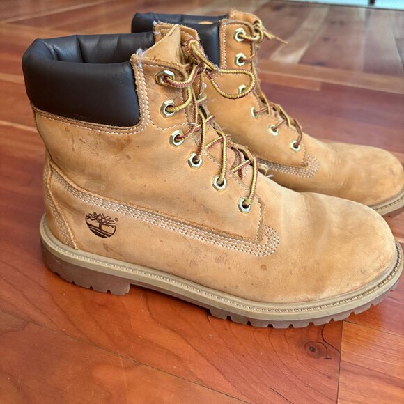 WOMENS TIMBERLAND PREMIUM 6" WATERPROOF BOOT, SZ 7 Med. - Picture 1 of 8